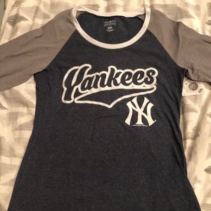 New York Yankees jersey blue and gray size medium new with tags